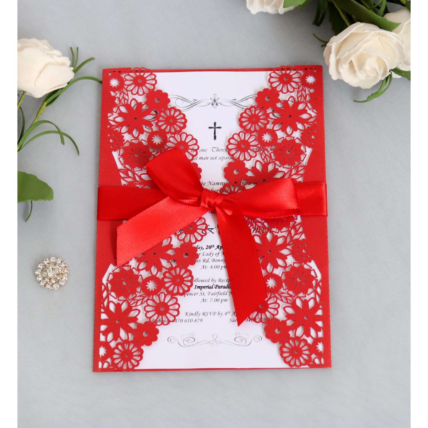 Latest Invitation Card Laser Cut Iridescent Paper White Beautiful Invitation 